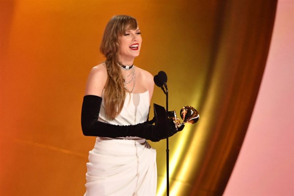 Taylor Swift làm nên lịch sử ở Grammy 2024
